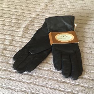 Fownes Navy leather gloves